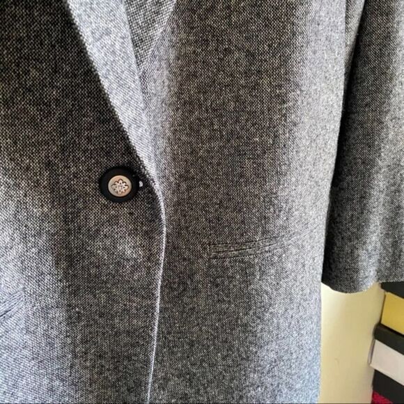 Vintage Vibes Requirements Blazer in Size 8 - Picture 8 of 8